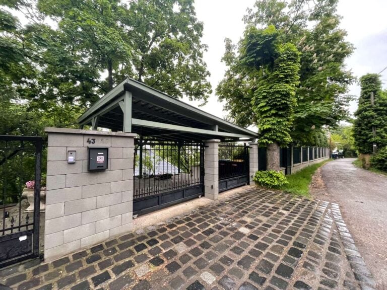 Doberdő utca - lazúrozás