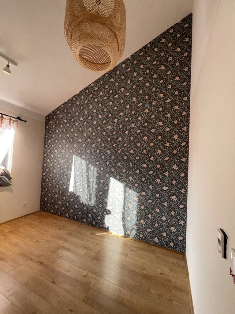 Maglód tapétázás